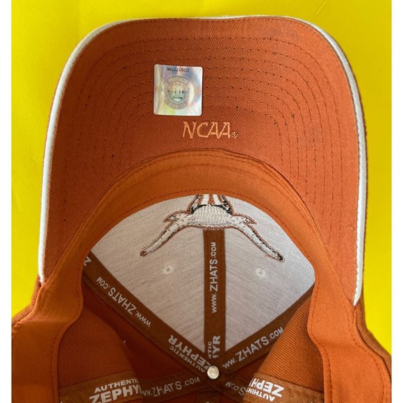 Texas‎ Longhorns Mens Small Cap NCAA Zephyr Embroidered Baseball Hat Brown Logo - Picture 2 of 6